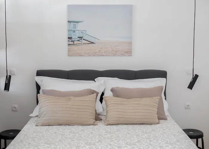 شقة Left & Right With Jacuzzi, 4 Stars *