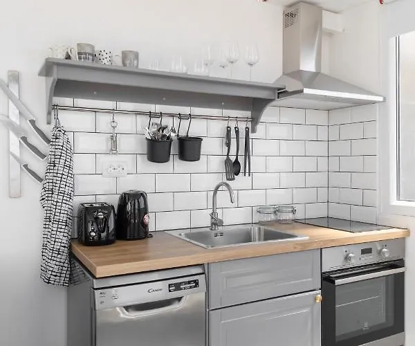 Left & Right With Jacuzzi, 4 Stars شقة *