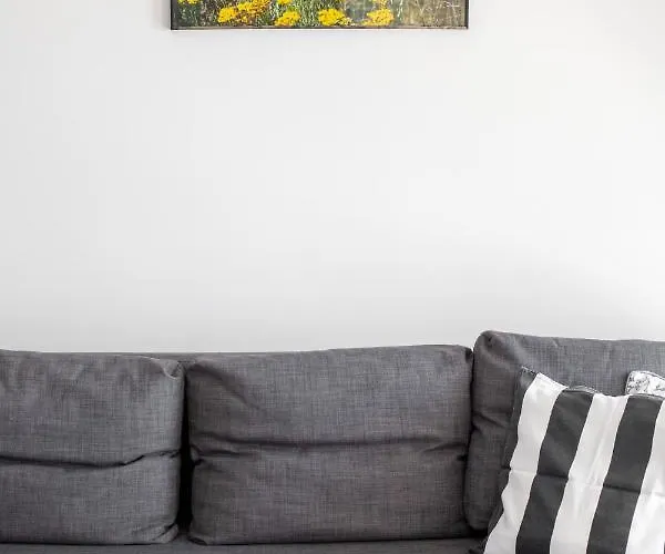 شقة Left & Right With Jacuzzi, 4 Stars *